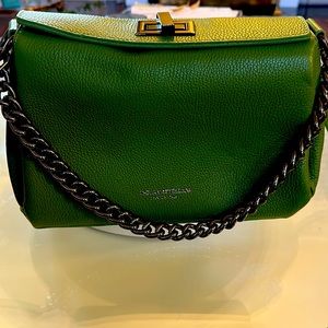 Beautiful brand new buttery green leather bag made in Italy 🇮🇹